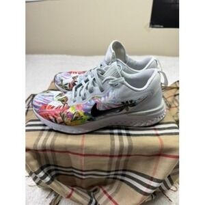 Nike Odyssey React Floral Running Shoes Women's Size 8 Gray Black Blue Pink